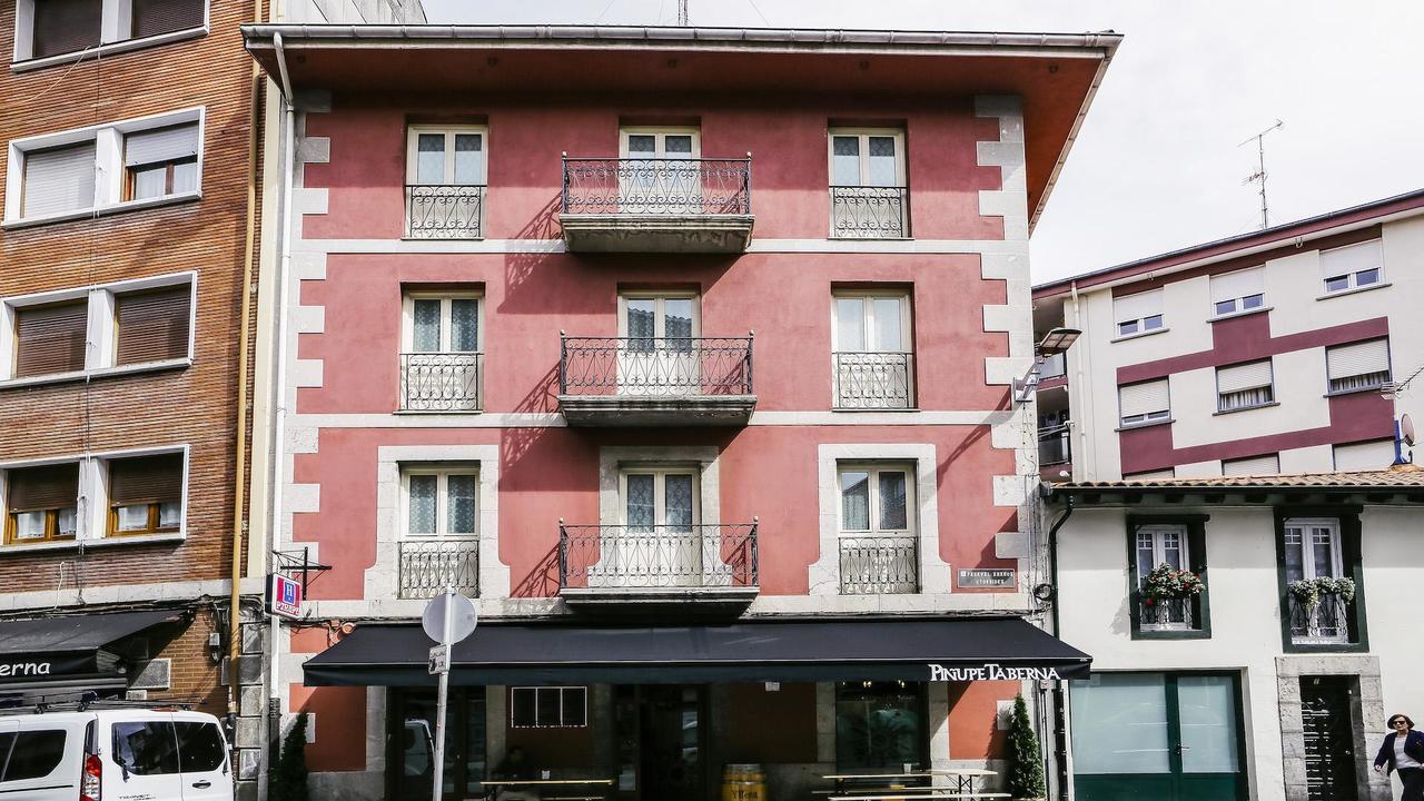 Hotel Pinupe Lekeitio Exterior photo